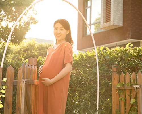 孕24周还能香港验血吗,百色右江附属医院生殖科做双胞胎试管婴儿费用多少？